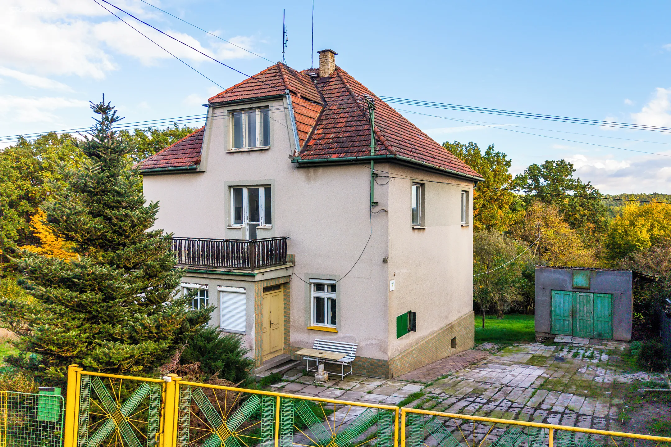 Rodinný dům 200 m² pozemek 1305 m²
